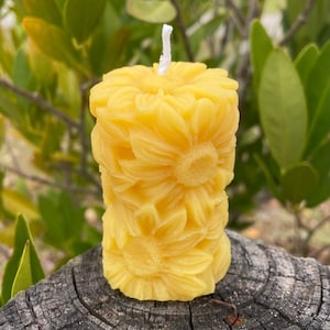 Sunflower Beeswax Candle, Pure Beeswax All Natural Candle, Sunflower Gift and Decor, Daisy Candle