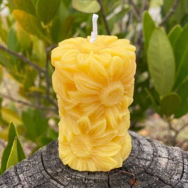 Sunflower Beeswax Candle, Pure Beeswax All Natural Candle, Sunflower Gift and Decor, Daisy Candle