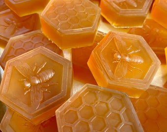 Honey Bee Soap Favors, Bee Party Favors, Honeycomb Bee Theme Soap, Honey Bee Shower, Meant to Bee, Baby to Bee, Bulk Soap Favors