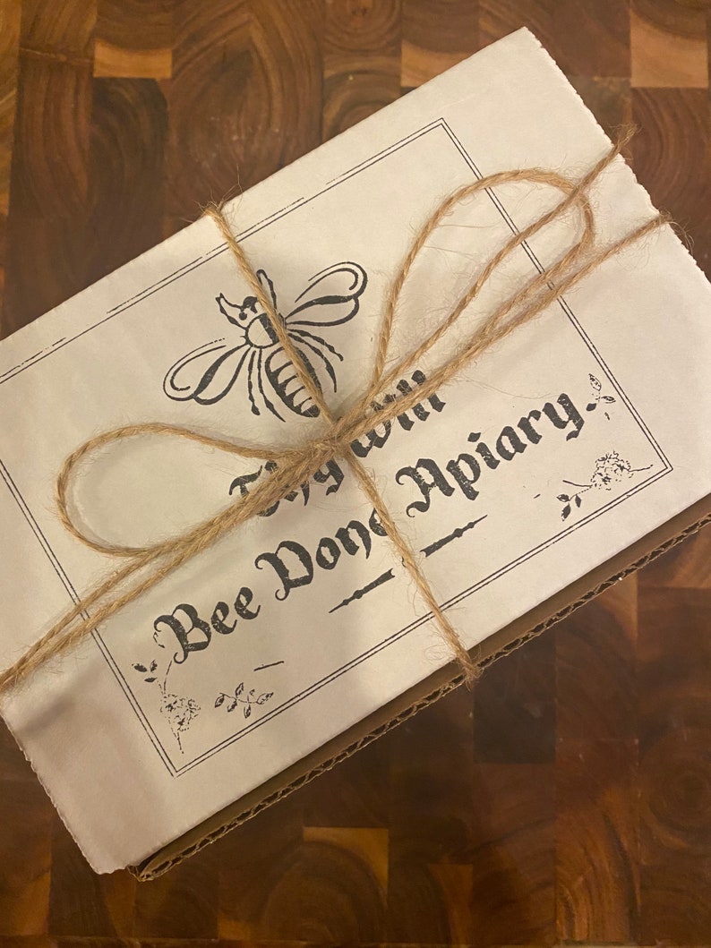 Welcome Home Gift Box with Raw Pure Honey, Beeswax Candle and Soap Gift Set, New Home Housewarming Gift, Bee Gift Box, Client Corporate Gift bild 15