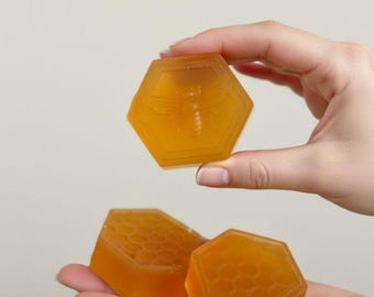 Honey Bee Soap Favors, Bulk Bee Party Favors, TEN Honeycomb Bee Theme Soap, Honey Bee Shower, Meant to Bee, Baby to Bee, Bulk Soap Favors
