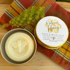 Oatmeal Honey Goat Milk Mini Soap, Bee Baby Shower Soap Favors, Bee Gifts for Guests, Hand Poured Soap Gift, Soap Guest Party Favors