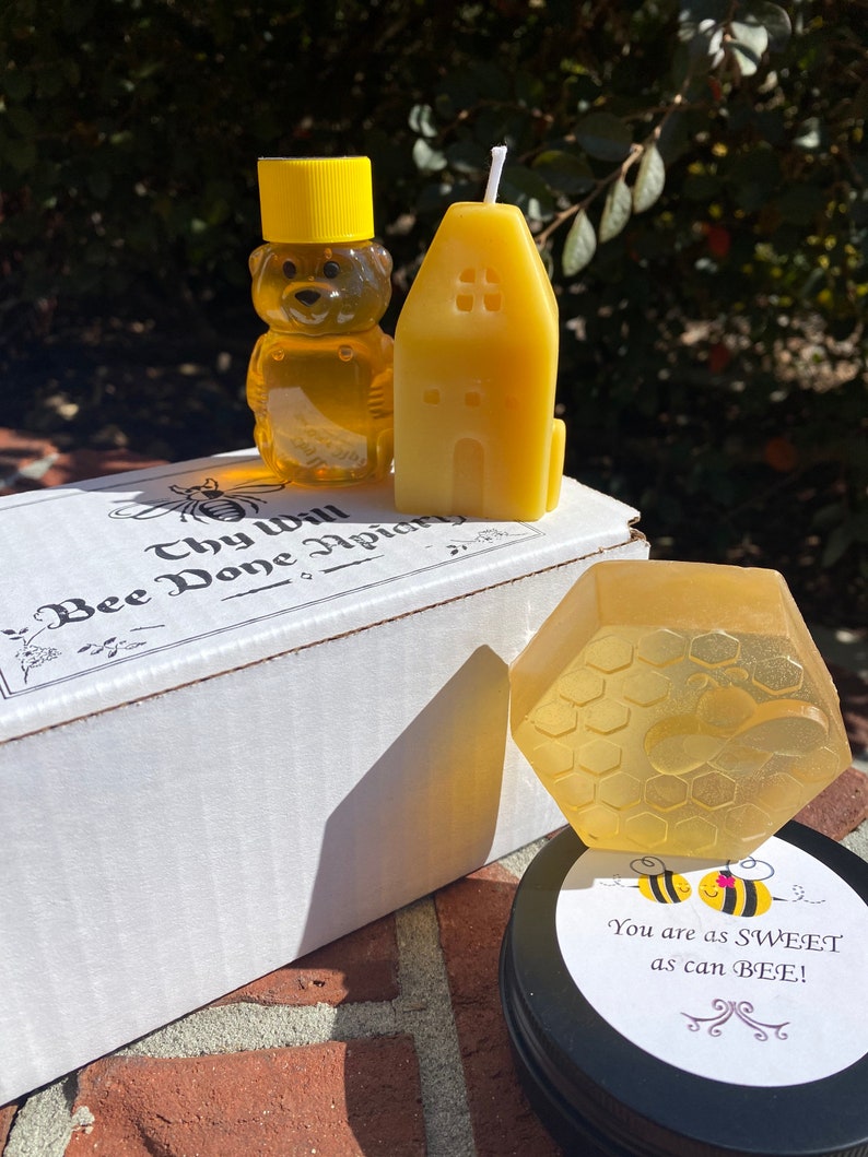 Welcome Home Gift Box with Raw Pure Honey, Beeswax Candle and Soap Gift Set, New Home Housewarming Gift, Bee Gift Box, Client Corporate Gift bild 9