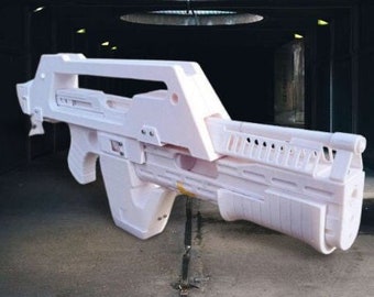Aliens M41A Pulse Rifle - DIY cosplay / Prop replica kit.  1:1 scale with moving parts - Gift for