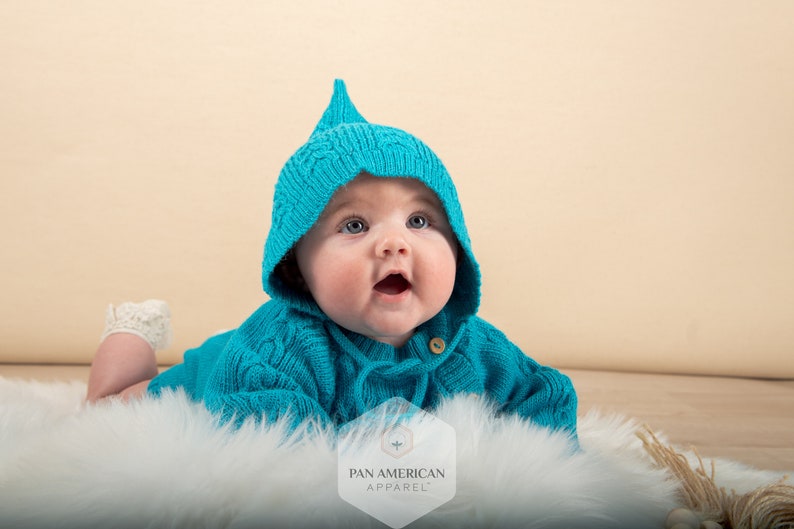 Blue Cable Knit Wool Romper en Bonnet Set: Baby Alpaca Wol Gebreide Gift Set voor Baby of Peuters. Kabel Gebreide Wol Set met Hoed Baby Alpaca afbeelding 2