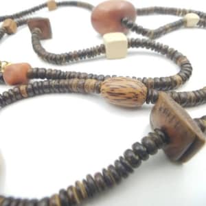Vintage Kenneth Jay Lane Wood Bead Necklace – KJL Statement Necklace – K.J.L Wooden Artisan Jewelry