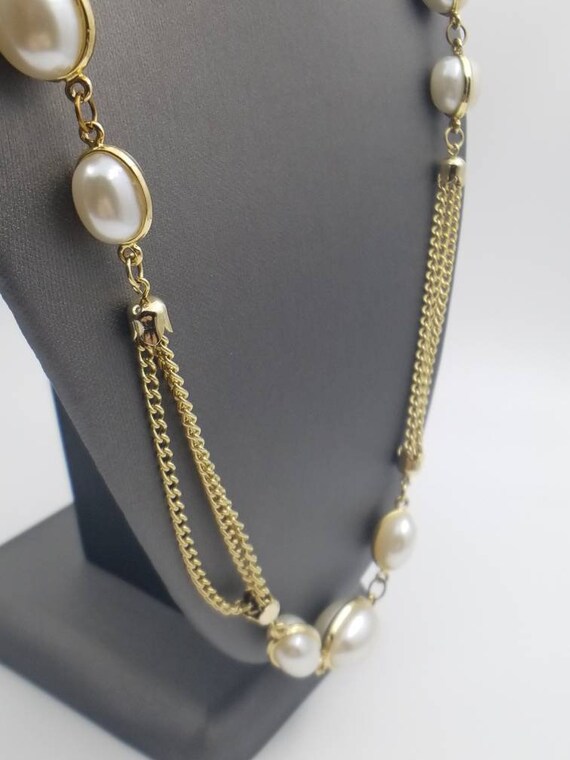 Vintage Simulated Pearl Statement Necklace – Faux… - image 2