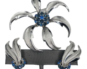 Vintage Marcel Boucher Blue Crystal Starburst Floral Brooch & Earrings Set 1950s