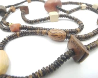 Collana vintage con perline di legno di Kenneth Jay Lane – Collana importante KJL – Gioielli artigianali in legno K.J.L