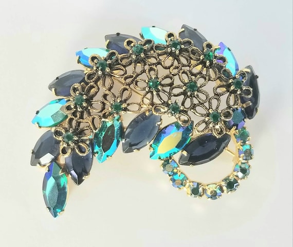 Vintage JULIANA Blue Aurora Borealis Brooch - 196… - image 1