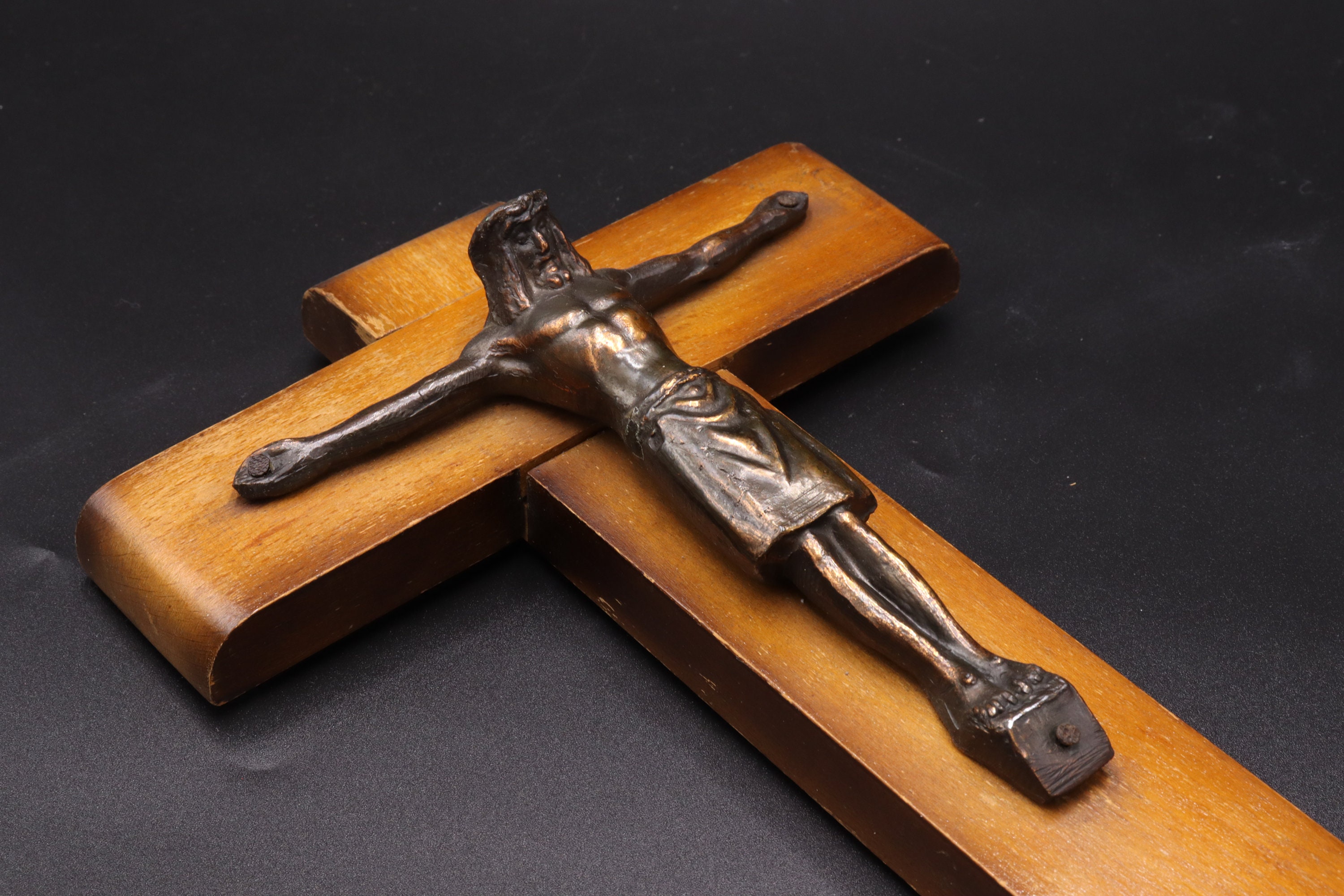 Buy Wood Inspired Bronze Wall Cross Crucifix Jesus Christ 62153 Online at  Low Prices in India 