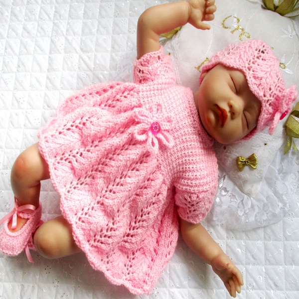 Molde de tricô para vestido de bebê menina, para bebês de 0 a 3 meses e bonecas reborn de 43 a 56 cm (17 a 22 polegadas), download digital em PDF.