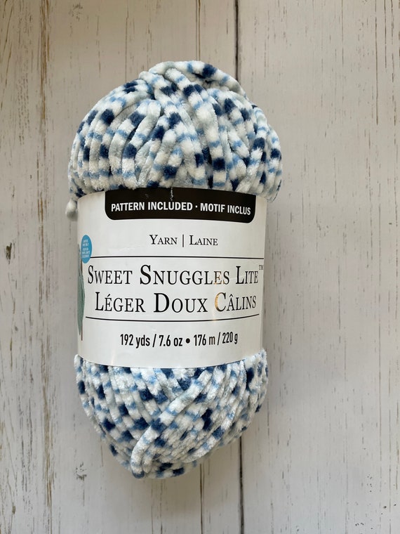 Loops & Threads Sweet Snuggles Lite Yarn - Cnty Blue - 9 oz