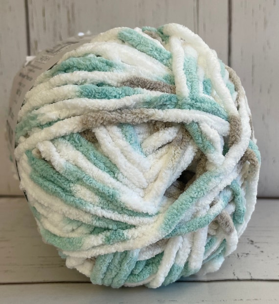 Bernat Baby Blanket Yarn (300g/10.5oz)