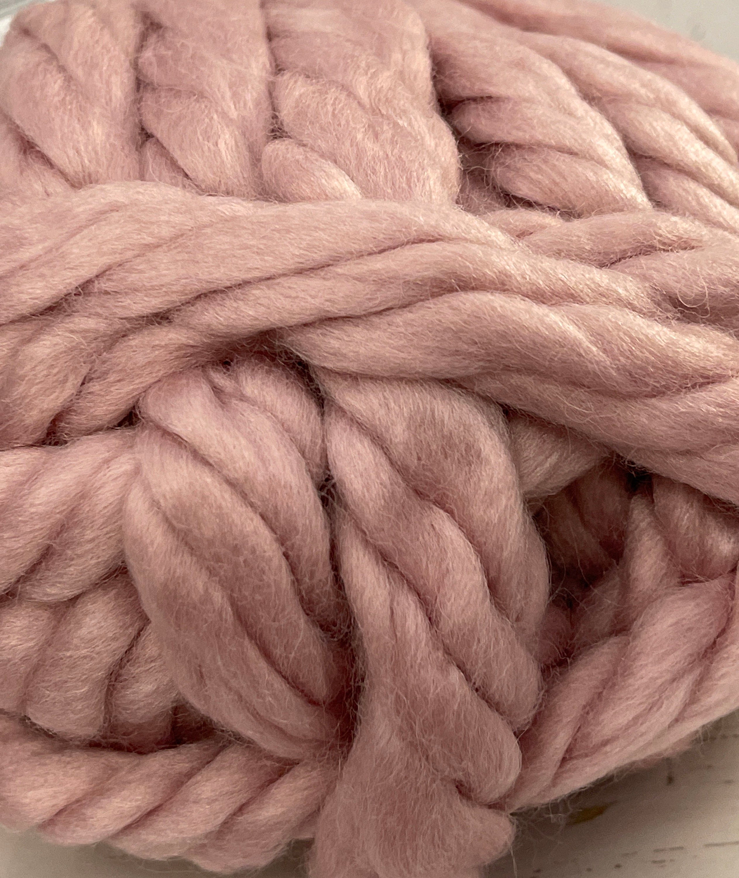 Lot Of 4 LOOPS & THREADS Creme Cotton Blend Yarn Med 4 weight Color Dusty  Rose