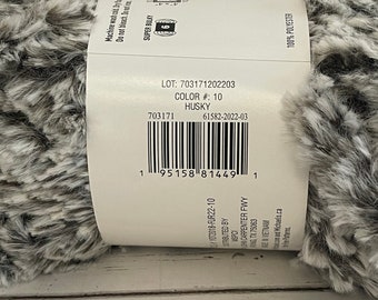 Faux Fur™ Yarn by Loops & Threads®