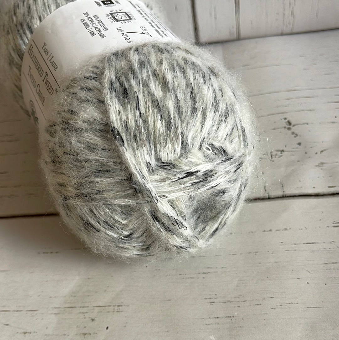 Heathered Tweed Yarn: Iceberg Color, Light Weight - Etsy
