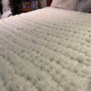 Cream Jumbo Chenille Yarn, Loop-A-Lot Chunky Polyester Yarn