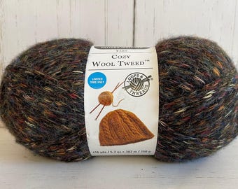 Cozy Wool Tweed Yarn, Loops & Threads (418 Yards)