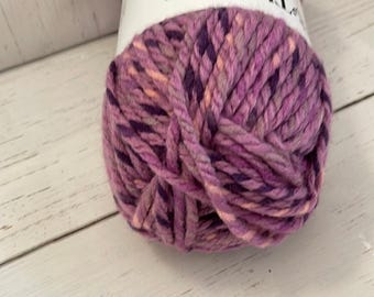 Loops & Threads Ringspun Yarn, Super Bulky Acrylic Blend