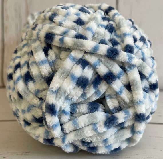 Sweet Snuggles Yarn by Loops & Threads® 