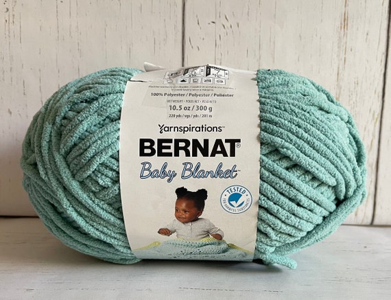 Bernat Blanket Yarn - Pale Grey, 220 yards
