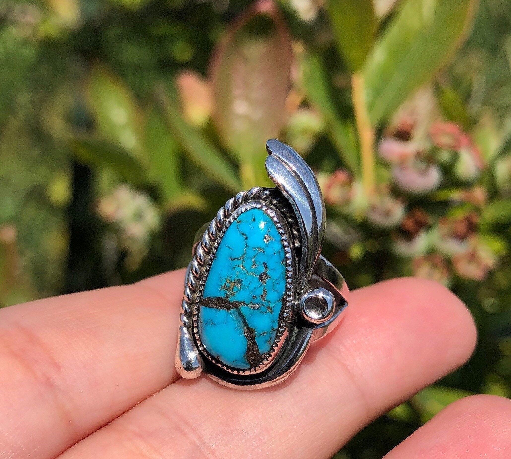Vintage Native American Navajo Turquoise Stone + Detailed 925 Sterling ...