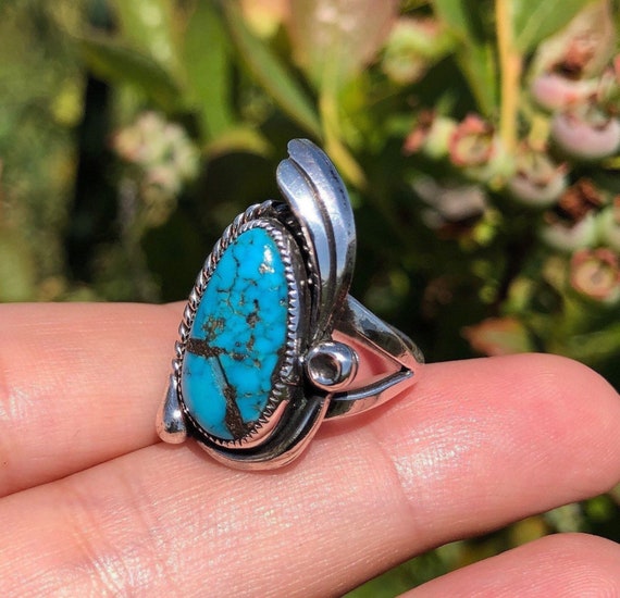 Vintage Native American Navajo turquoise stone + detailed 925 sterling silver leaf + rope droplet statement ring sz 5.5