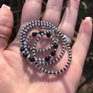 Vintage southwestern beaded sterling silver and onyx stone choker necklace