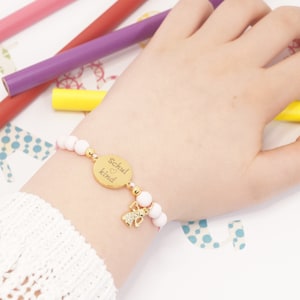 Pulseira de gravura para crianças em idade escolar, menina matriculada na escola, menina em cone escolar, presente de volta às aulas, amuleto da sorte para matrícula escolar, pulseira para crianças em idade escolar