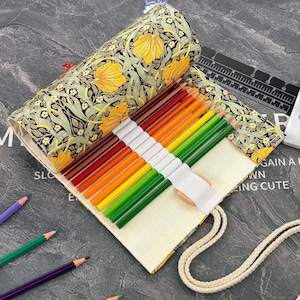 Tissu William Morris - Porte-crayons à fleurs jaunes mouron enroulable Étui à stylos de couleur Rouleau Wrap Organizer Cordons Fermeture Rouleau d'artiste