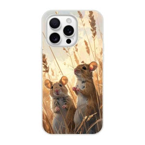Custodia per iPhone Field Mice & Grass – Cottagecore Wildlife Design / Scena di prato in colori pastello