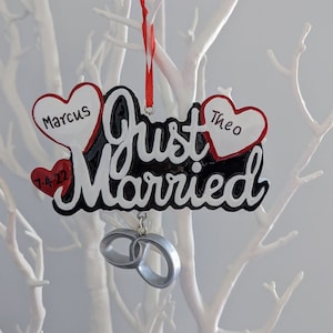 Just Married Wedding Rings Personalised Wedding Decoration / Hanging Christmas Tree Ornament Gift for Newlyweds / Same Sex