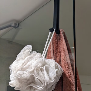 Long Shower Hook