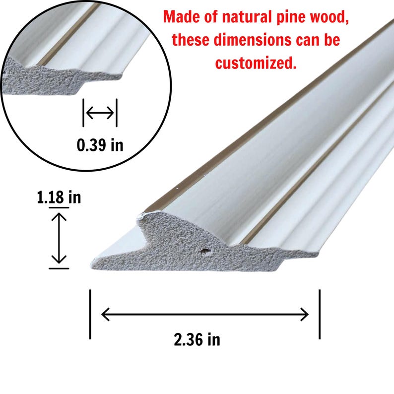 Pode incluir: Moldura de madeira pintada de branco com borda decorativa. A moldura tem 6 cm de comprimento, 3 cm de altura e 1 cm de largura. O texto na imagem diz: "Feito de madeira de pinho natural, estas dimens&otilde;es podem ser personalizadas."