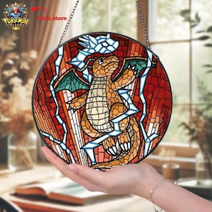 Handgemaakte drakensteen glas-in-loodraam | Krachtige Dragon Pokemon Window Art voor verzamelaars | Perfect cadeau of gewaagd woondecoratie: L01MM