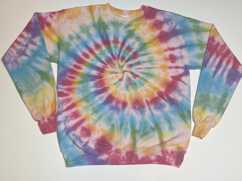 hanes tie dye sweatshirt