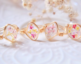 Pink Collection Queen Anne's Lace Flower Wire Wrapped Ring, Botanical Jewelry, 14K Gold Filled Jewelry, Resin Gift Finding