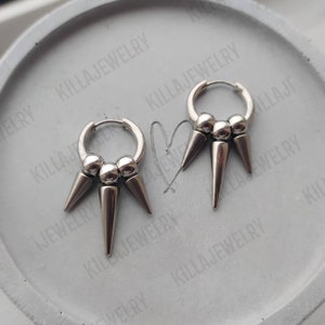 Sliver spike earrings, stainless steel Huggie hoop earrings, spike ear huggies, men&#39;s earring, women&#39;s earrings, punk earrings, punk jewelry