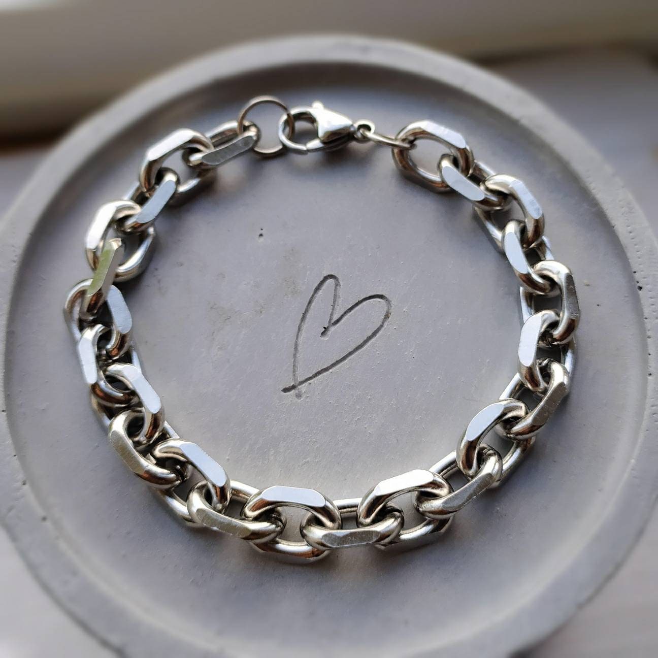 Chunky Chain Bracelet, Thick Chain, Silver Chain, Paperclip Chain, Curb Chain, Women's Chain Bracelet, Punk Jewelry, Punk Style Bracelet - Etsy Chunky Chain Bracelet, Thick Chain, Silver Chain, Paperclip Chain, Curb Chain, Women's Chain Bracelet, Punk Jewelry, Punk Style Bracelet - Etsy