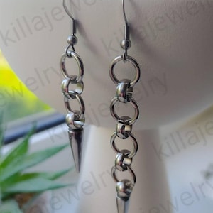 Spike Ohrringe, Kettenohrringe, asymmetrische Ohrringe, Mismatched Ohrringe, asymmetrische Ohrringe, Damenschmuck, Punk Ohrringe