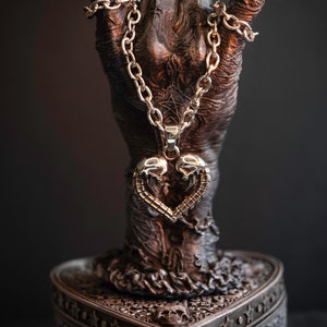 Till death double skull chain necklace
