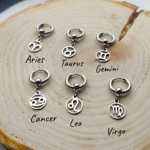Kolczyki zodiaku, biżuteria ze znakiem zodiaku, horoskop, kolczyki męskie, kolczyki damskie, biżuteria męska, kolczyki typu huggie hoops, stal nierdzewna, pomysły na prezenty