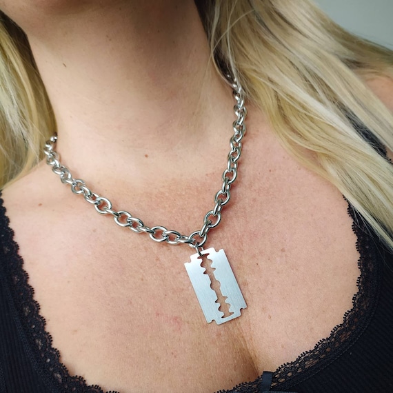 Razor Blade Pendant Necklace Chunky Chain Necklace Thick 