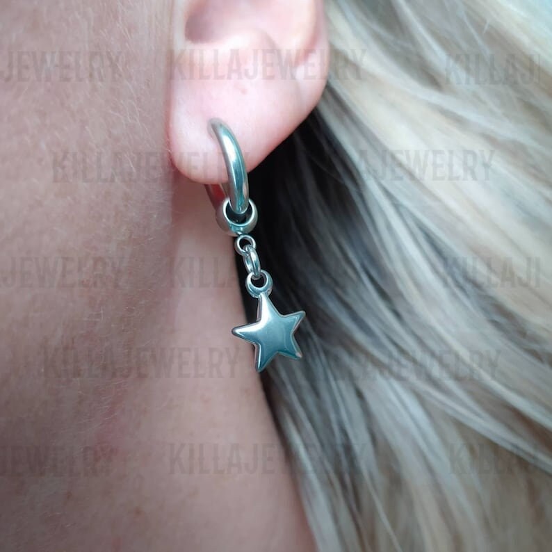 Yheakne Boho Cerchio Huggie Orecchini a cerchio Oro Cz Thunder Studs Orecchini Vintage Coin Evil Eye Orecchini pendenti Strass Orecchini multipli Piercing Set di gioielli per donne e ragazze