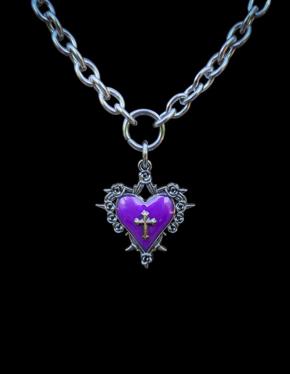 Gothic Red Thorned Heart Pendant Necklace - Etsy