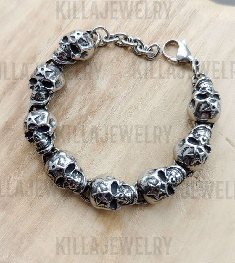 Chunky stainless steel skull bracelet