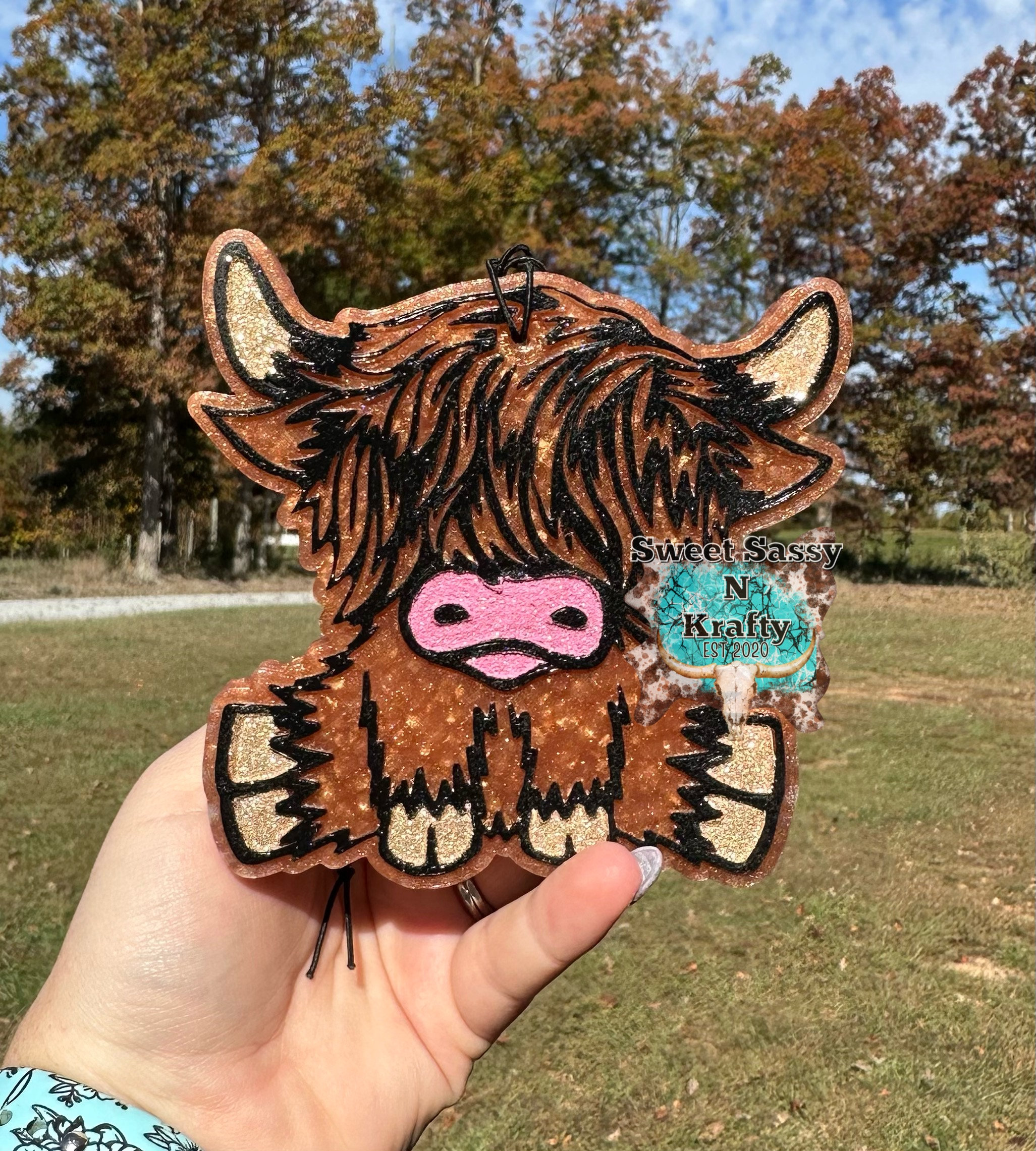 Sitting Highland Cow Car Freshie| cute cow Freshie| cow Freshie| freshie| Glitter freshie| Cute cow Freshie| Car Freshener