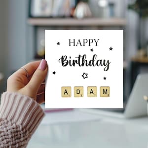 Carte d'anniversaire Scrabble personnalisée (maximum de sept lettres)