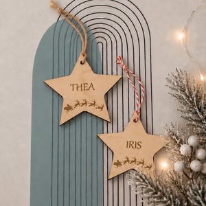 Personalised Christmas Reusable Gift Tags/Christmas Tags/Christmas Labels / Wooden Reusable Labels / Personalised Name Places